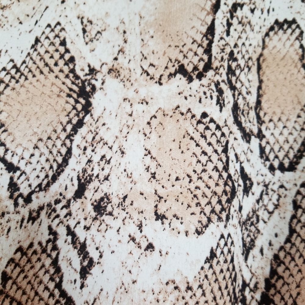 Python Dress - Picture 11 of 12